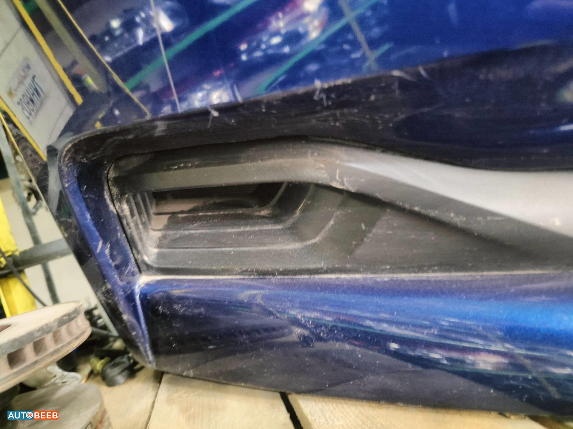 Body  Bumper Nissan Leaf