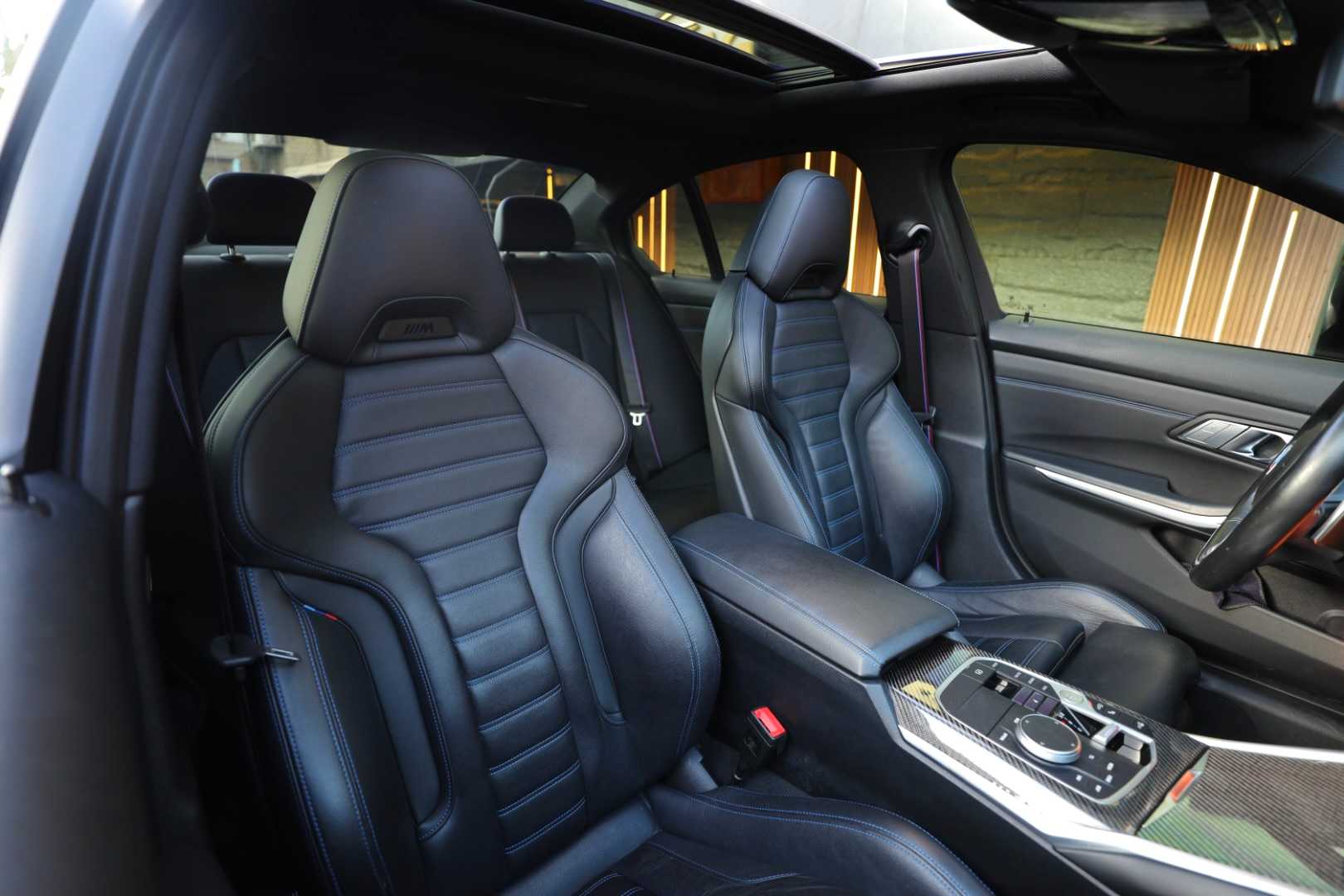 بي ام دبليو 330i 2023