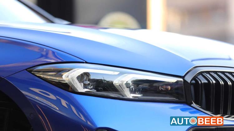 بي ام دبليو 330i 2023