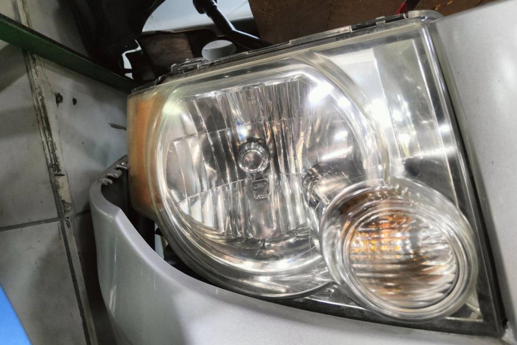 Lights Front light Ford Escape