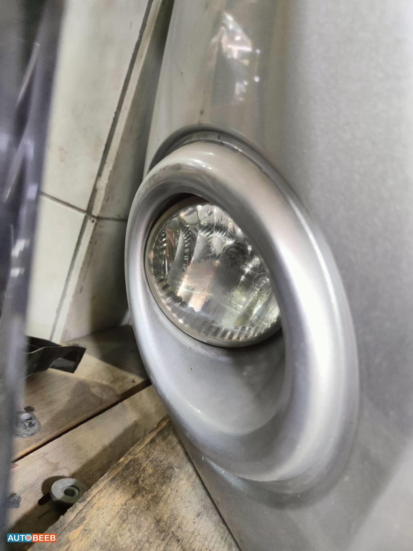 كشاف امامي يمين فورد اسكيب 2008 2009 2010 2011