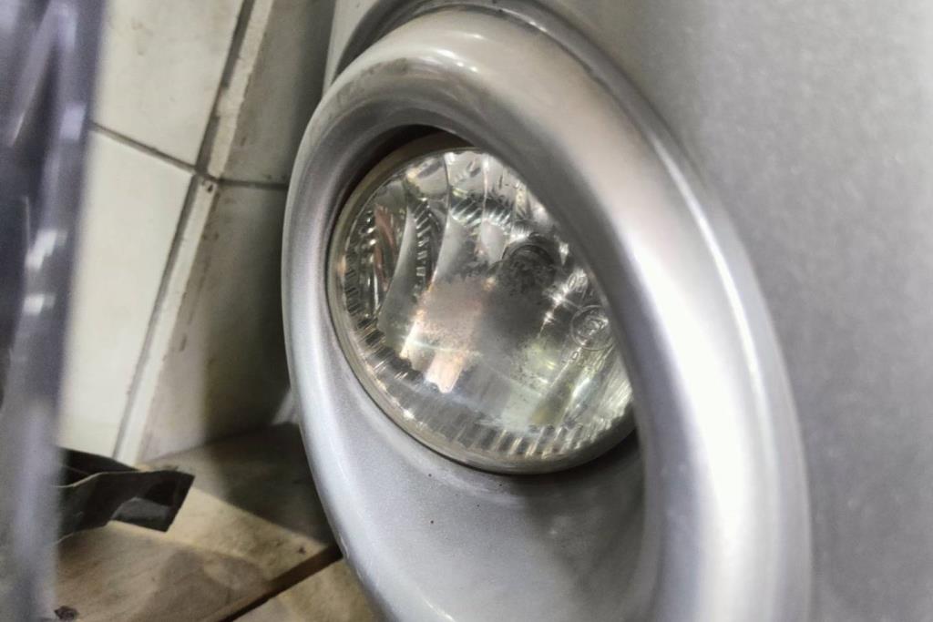 Lights Spotlight Ford Escape