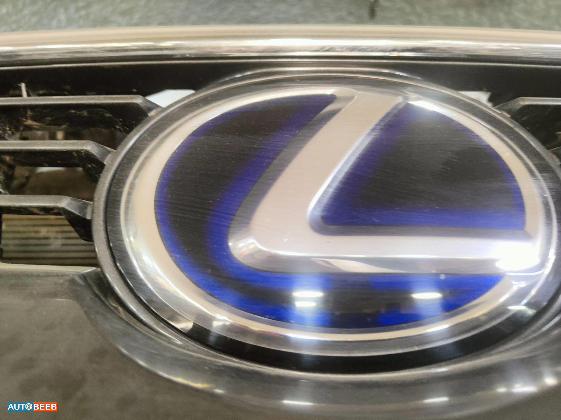 Body  Emblems Lexus CT200