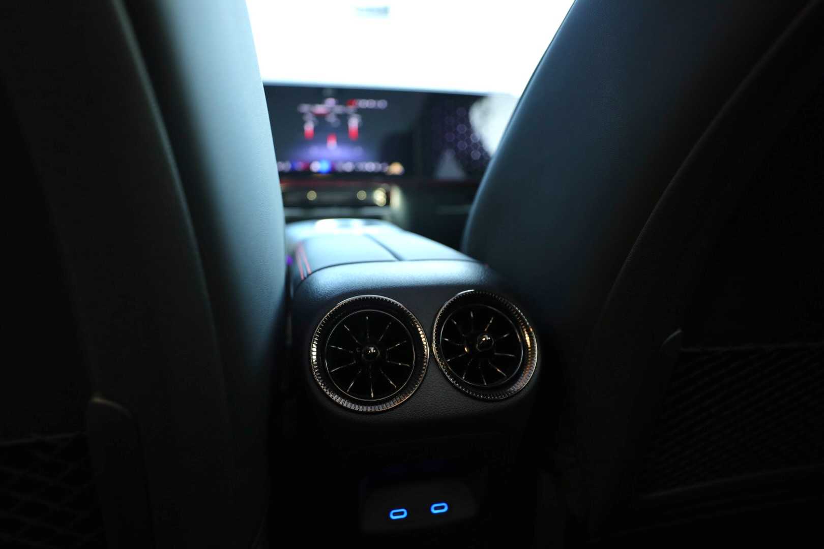 Mercedes Benz CLA250 2025