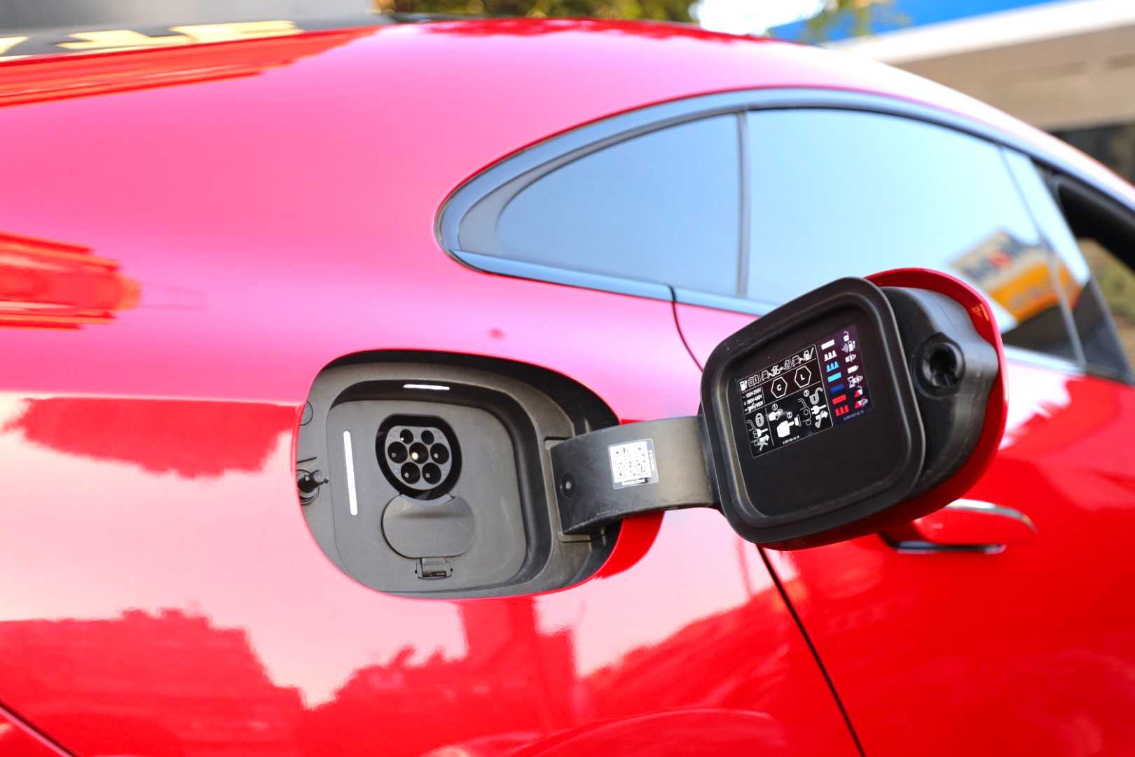 Mercedes Benz CLA250 2025