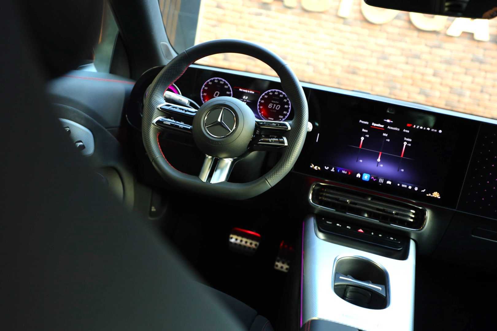 Mercedes Benz CLA250 2025