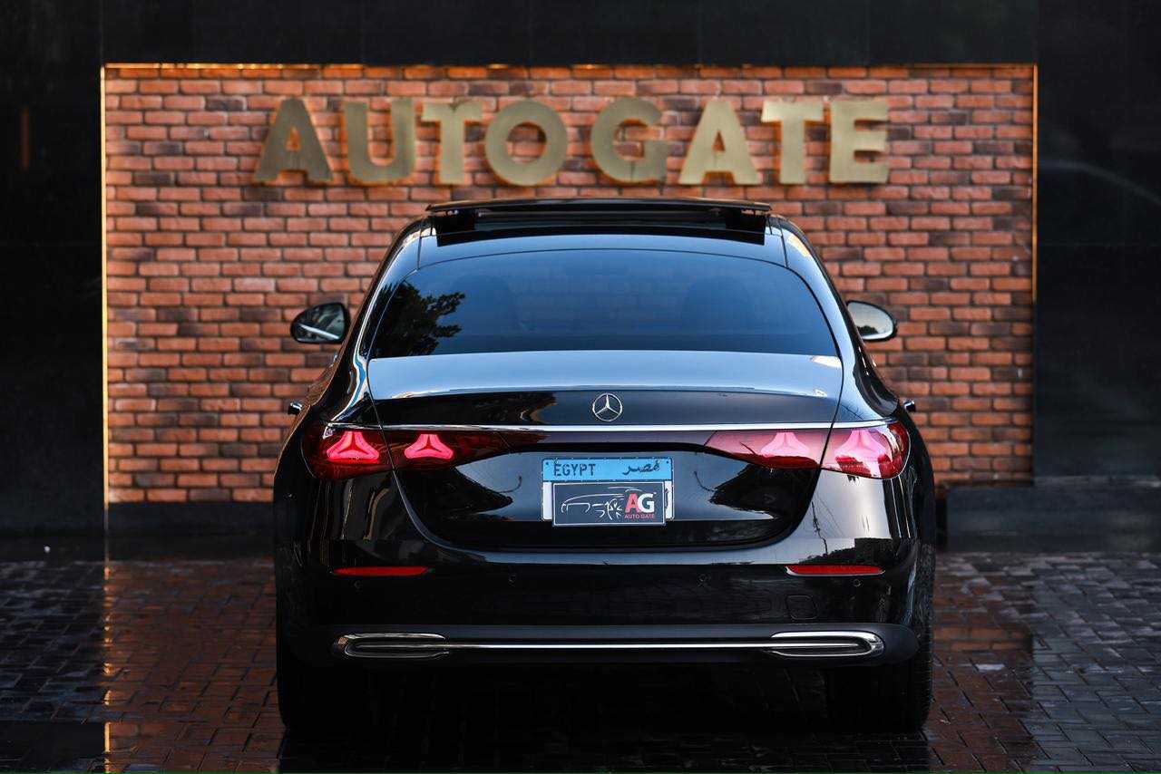 Mercedes Benz E200 2024