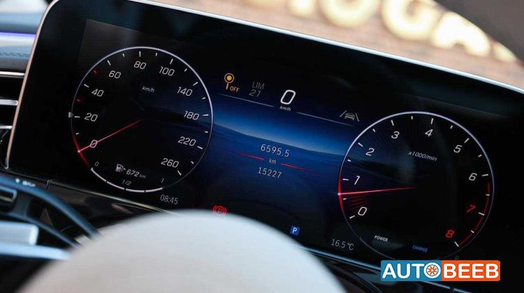 Mercedes Benz E200 2024