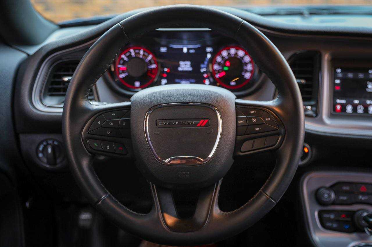 Dodge Challenger 2023