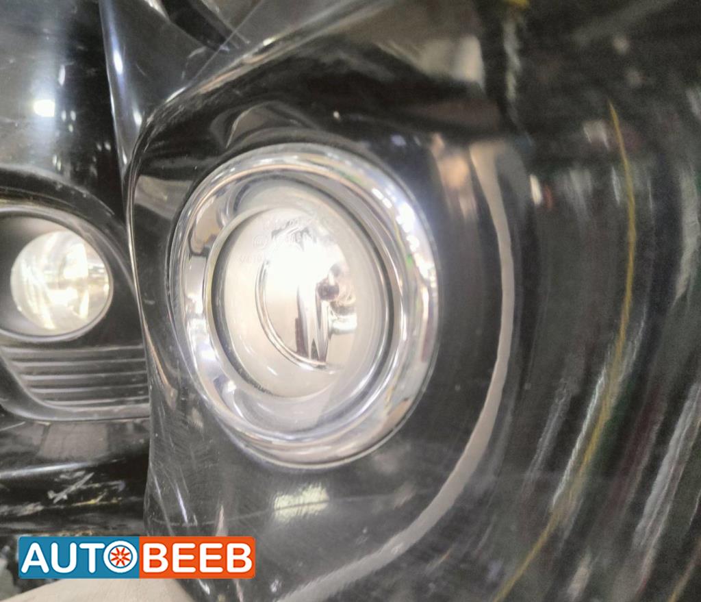 Lights Spotlight Lexus HS250h