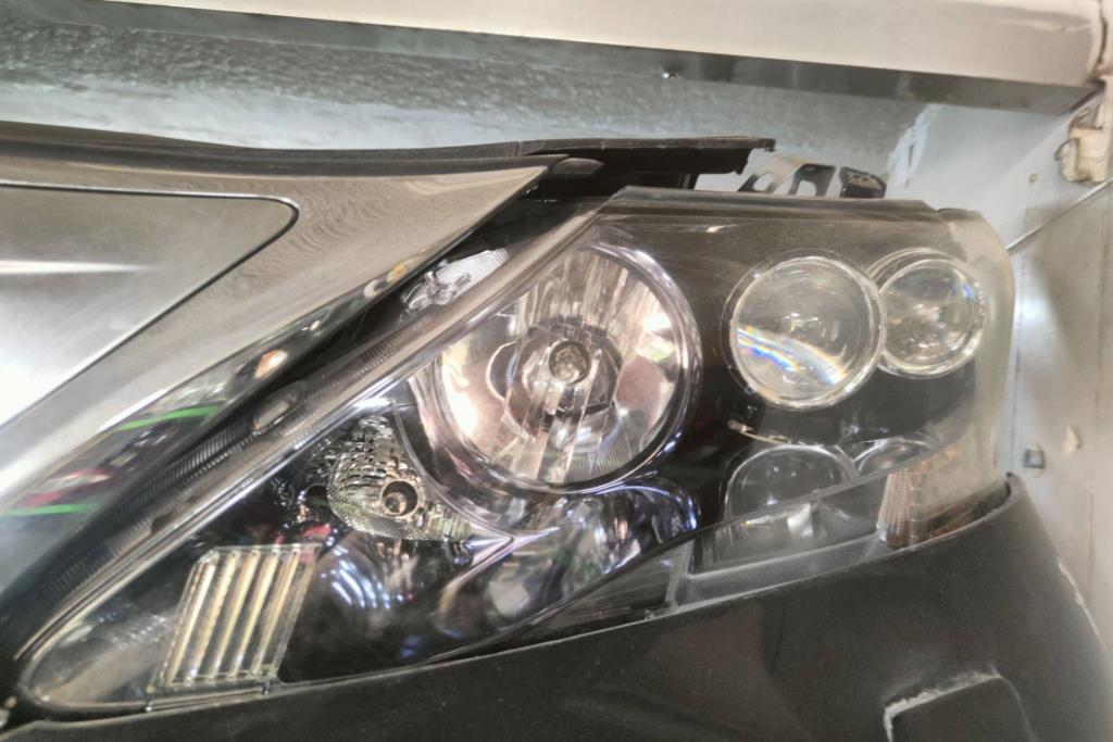 Lights Front light Lexus HS250h