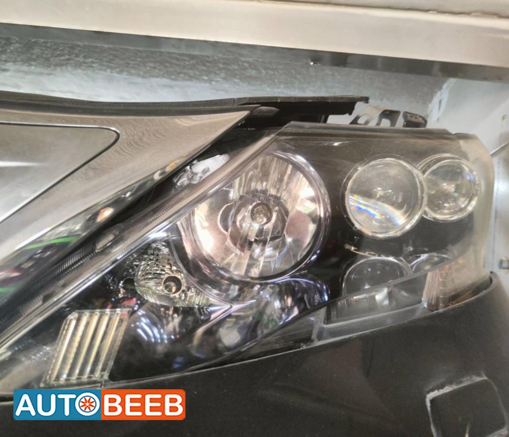 Lights Front light Lexus HS250h