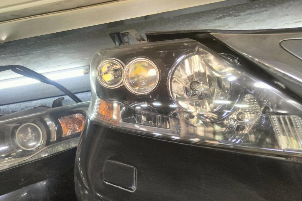 Lights Front light Lexus HS250h