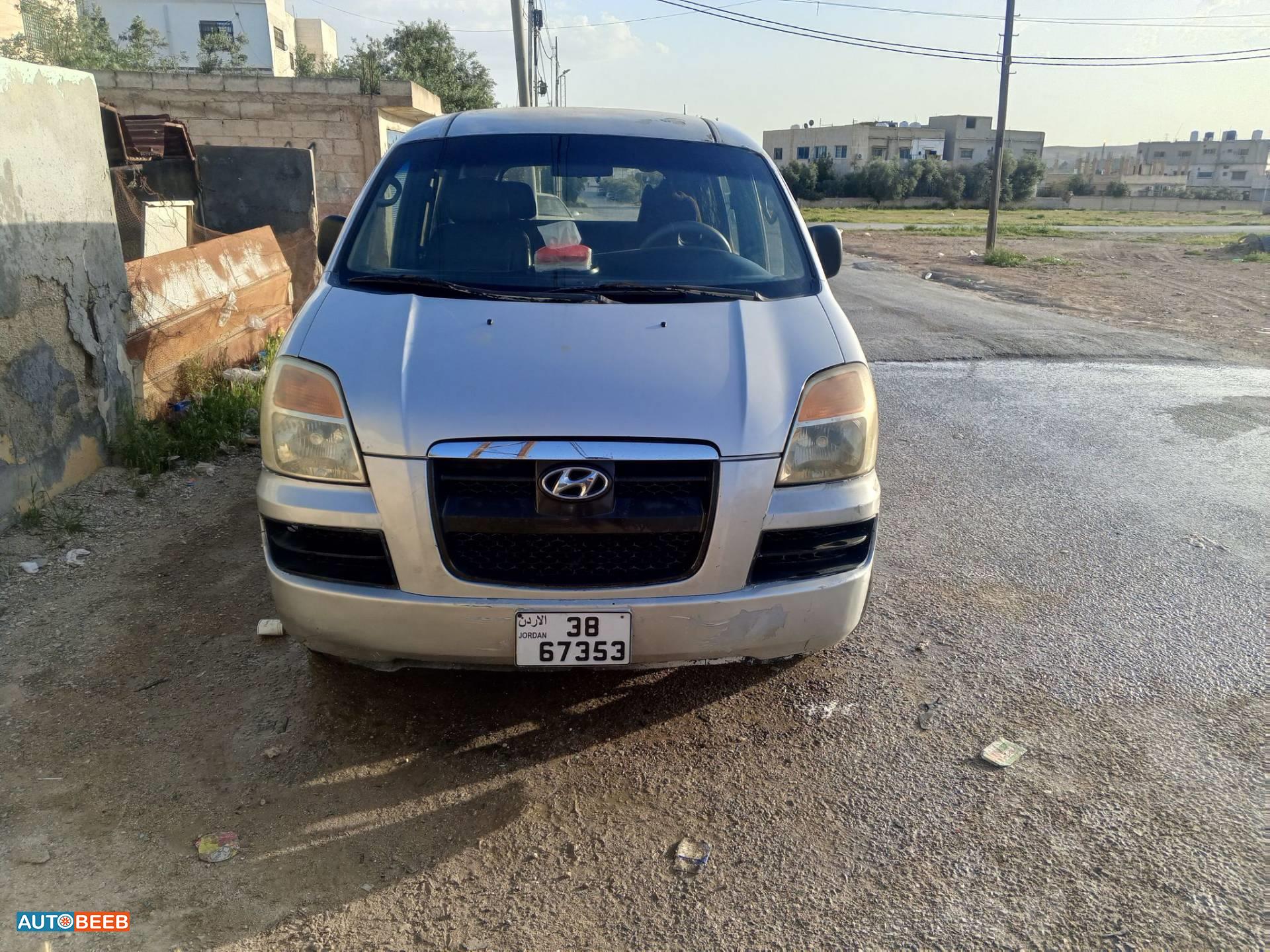 ميني باص هيونداي 2004