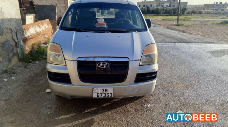 ميني باص هيونداي 2004