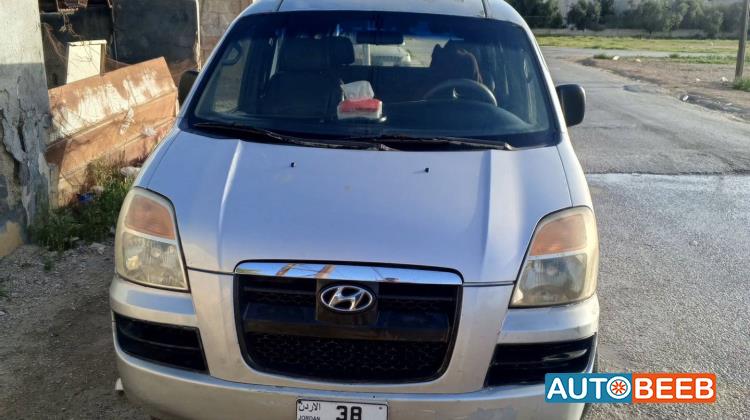 ميني باص هيونداي 2004