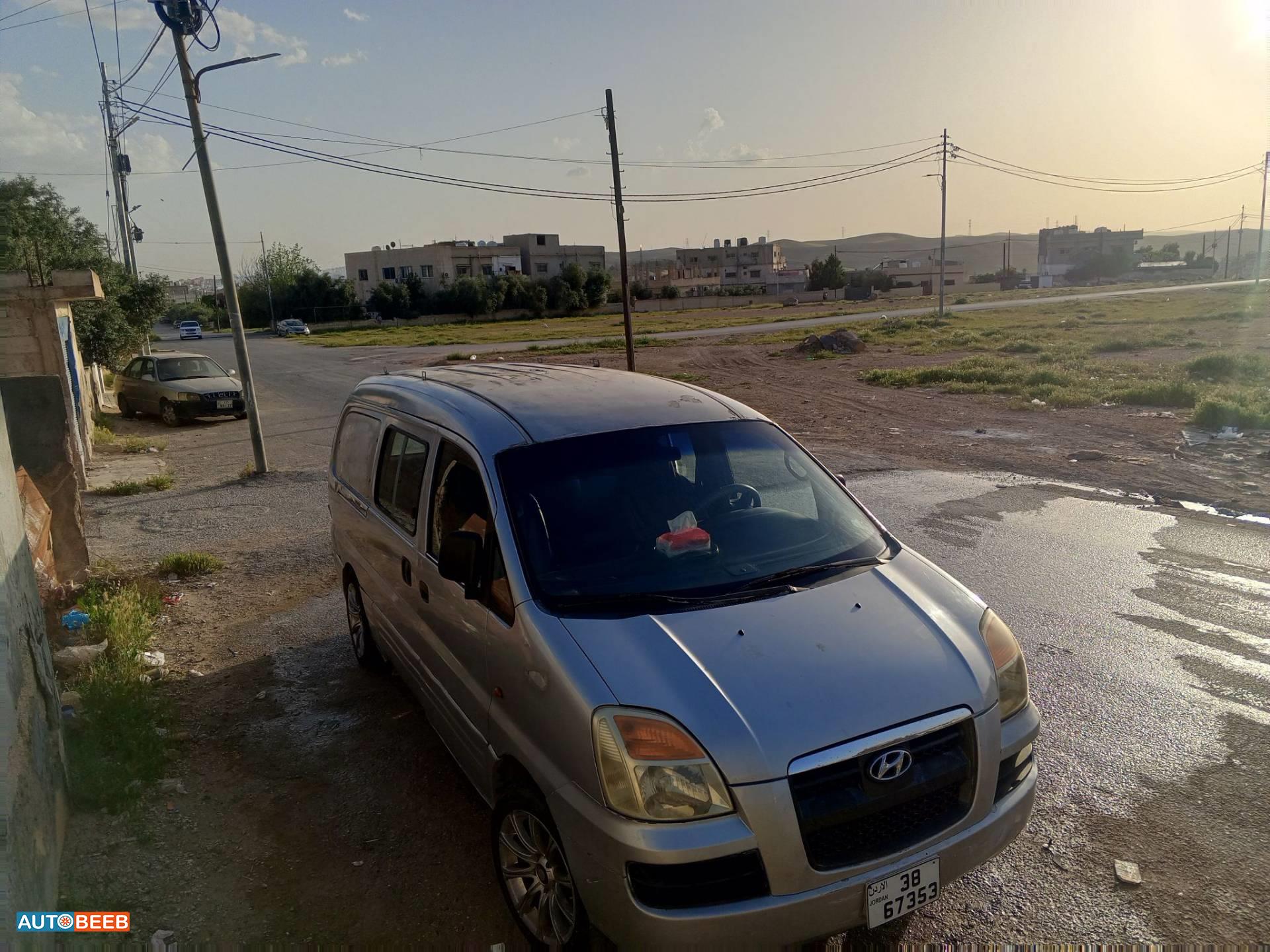 ميني باص هيونداي 2004