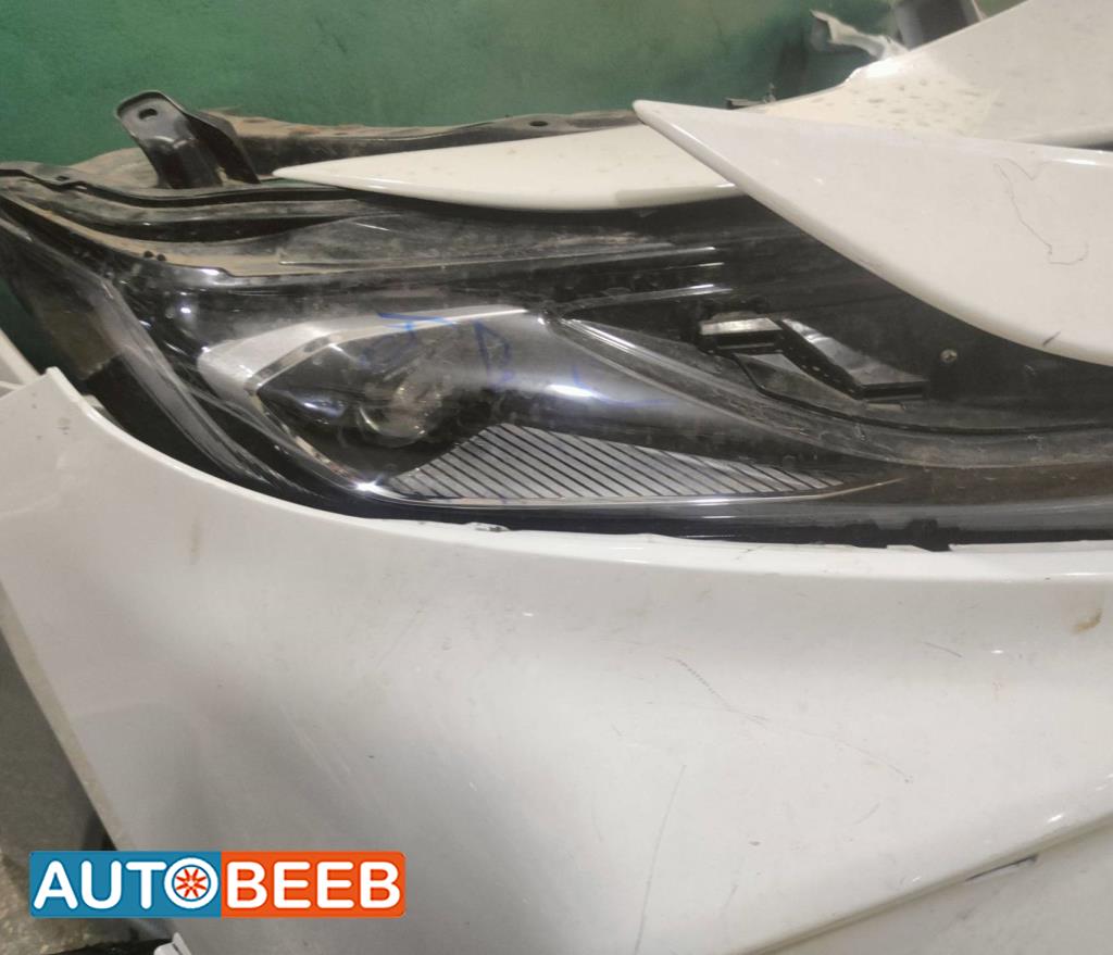 ضوء امامي يمين تويوتا كامري 2025 2026