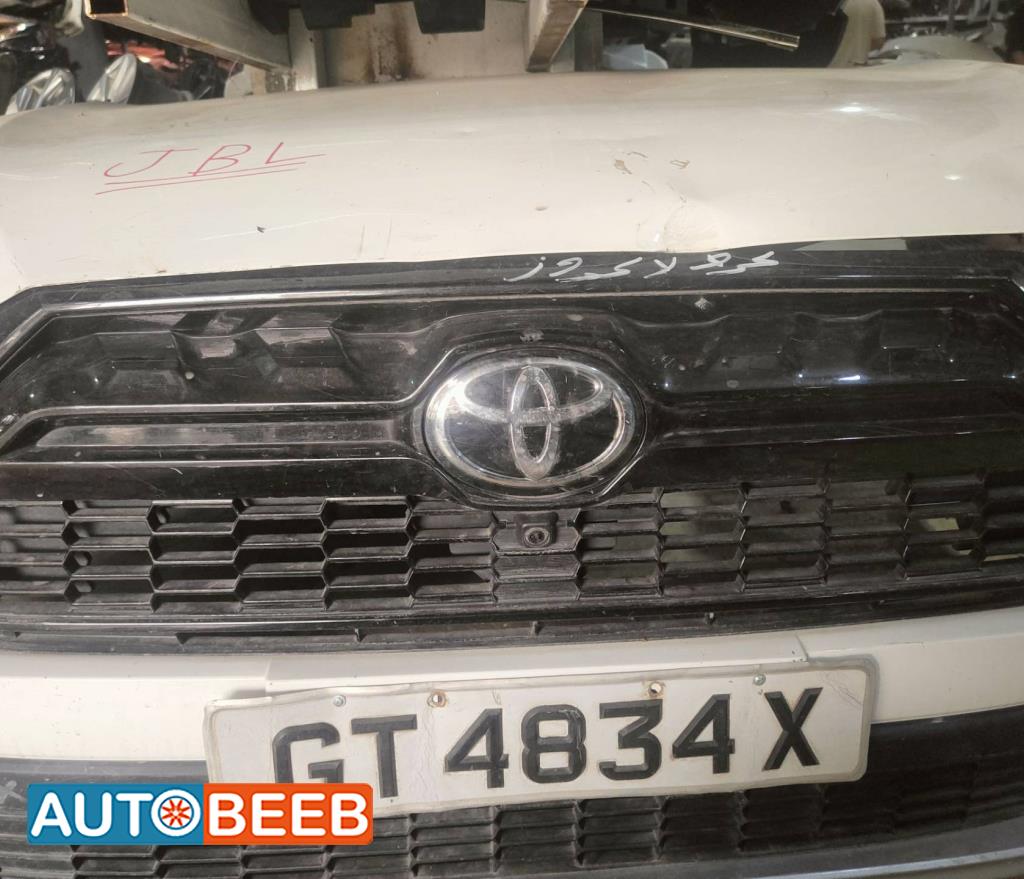 Body  Grilles Toyota Corolla