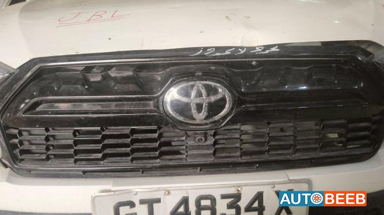 Body  Grilles Toyota Corolla