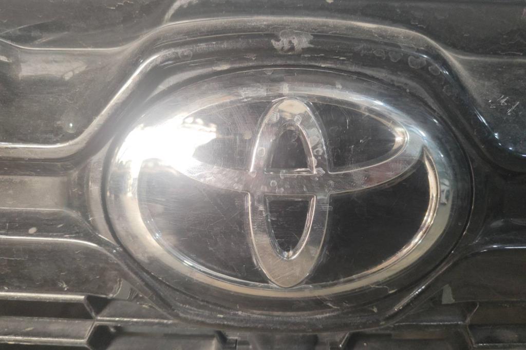 Body  Emblems Toyota Corolla