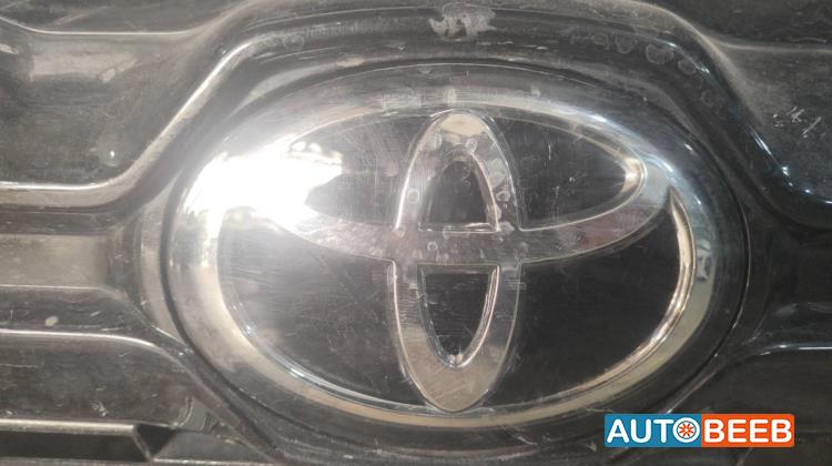 Body  Emblems Toyota Corolla