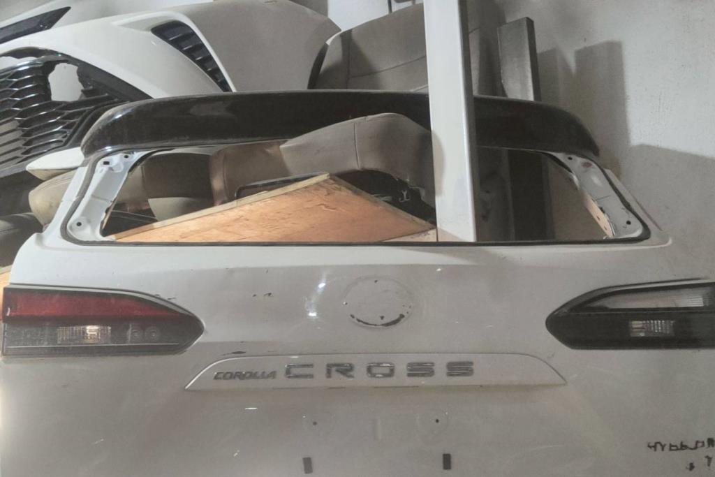 Body  Trunk Toyota Corolla