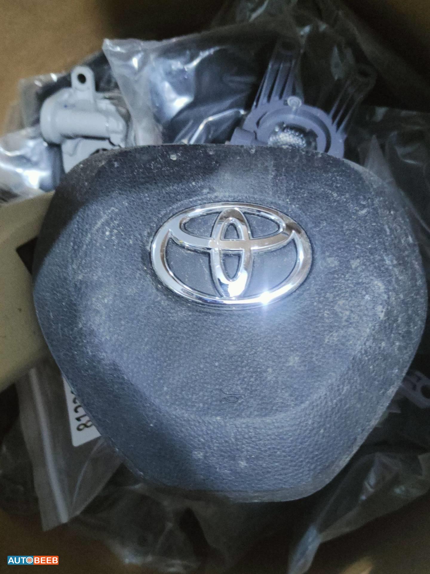 Cabin  Steering Wheel Toyota Corolla