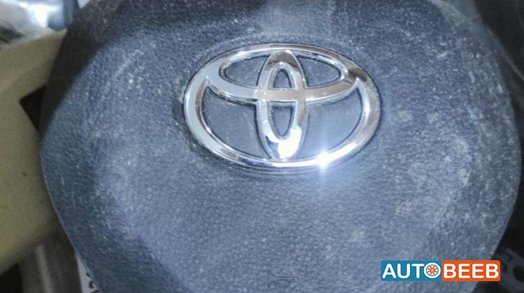 Cabin  Steering Wheel Toyota Corolla