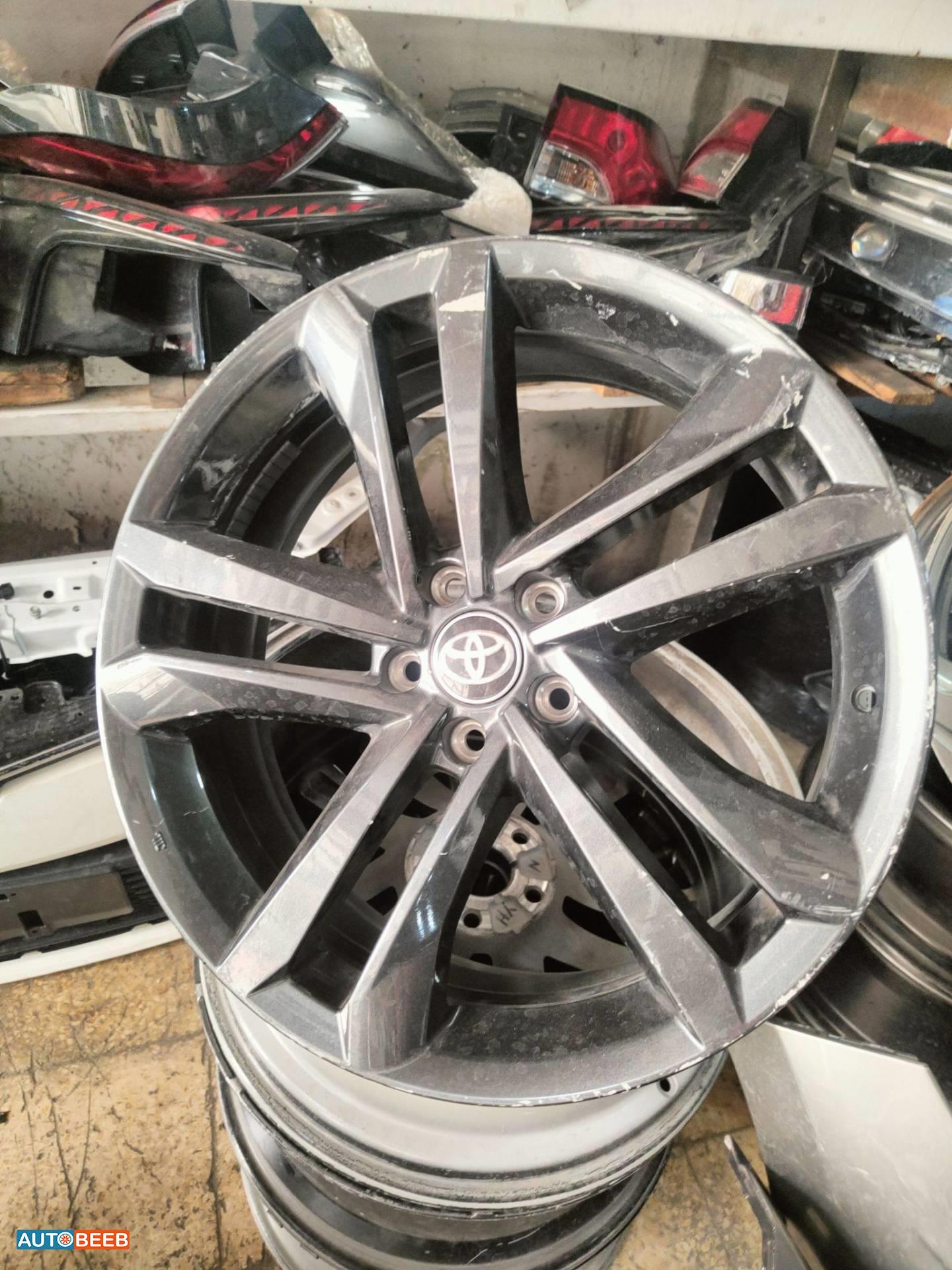 طقم جنطات لكزس nx قياس 21