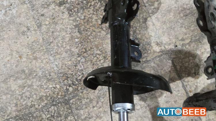 صنوبرص أمامي تويوتا كورولا 2020 2021