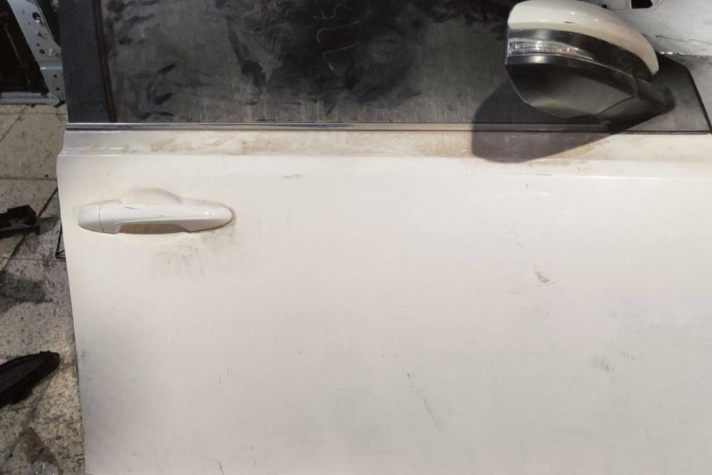 باب امامي يمين تويوتا راف فور 2018 2019