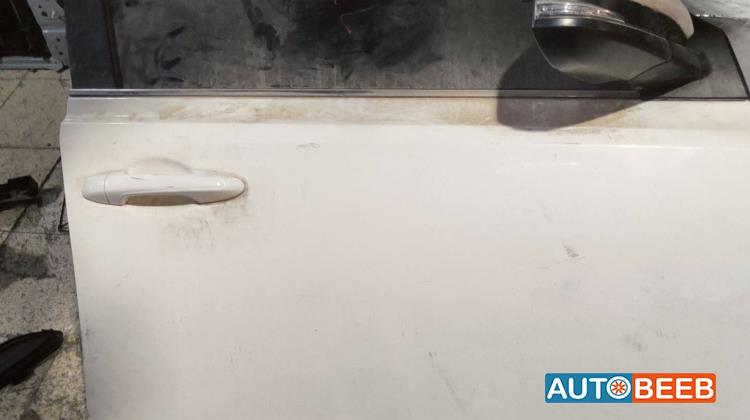 باب امامي يمين تويوتا راف فور 2018 2019