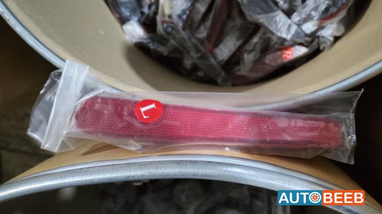 عاكسة غطاء خلفي تويوتا كورولا 2020 2021