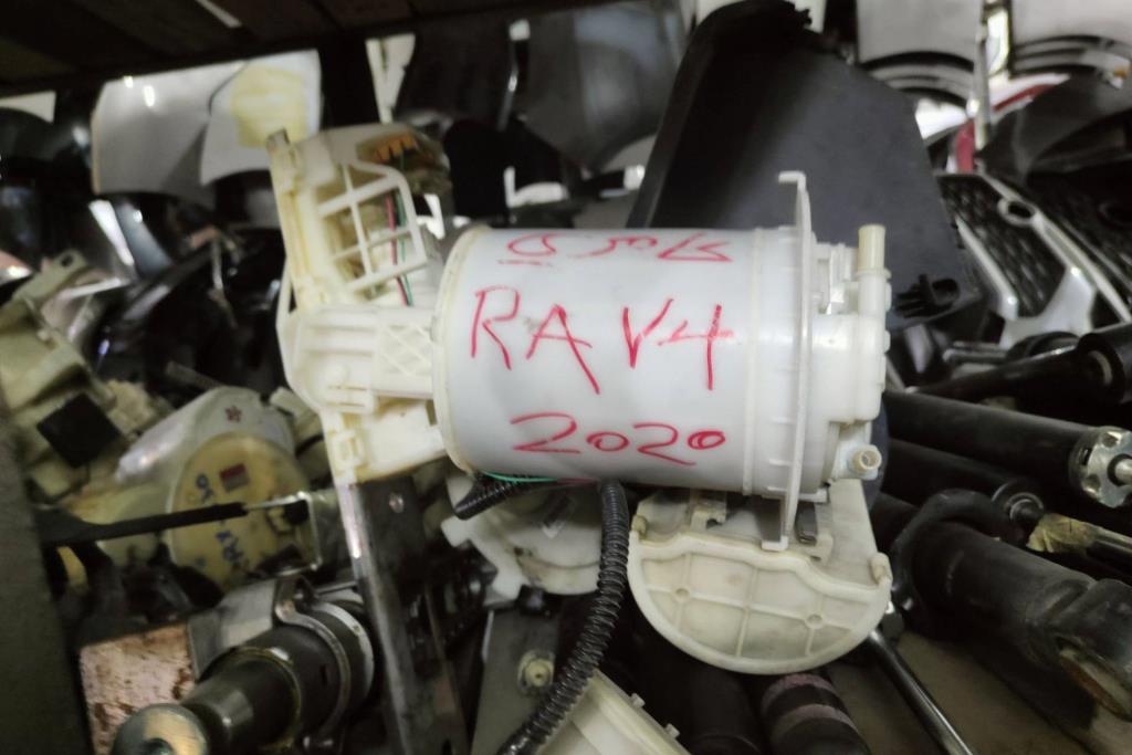 طرمبة بنزين تويوتا راف فور 2020 2021