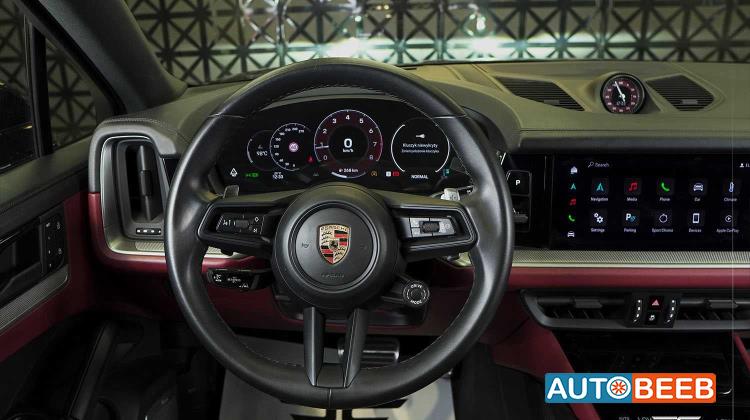 Porsche Cayenne 2024
