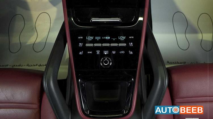 Porsche Cayenne 2024