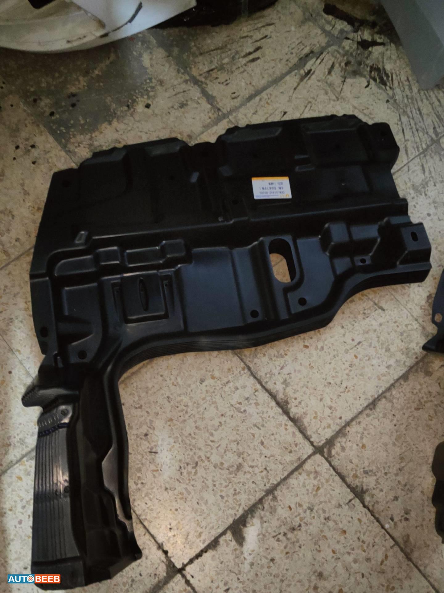 Body  RR BUMPER Toyota Yaris