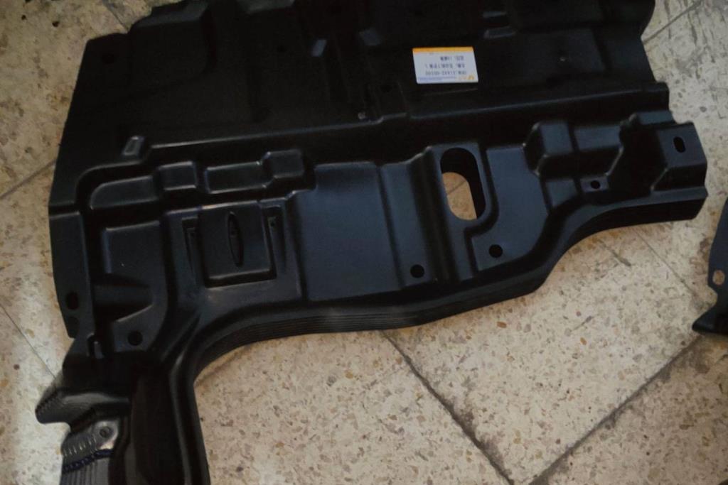 Body  RR BUMPER Toyota Yaris