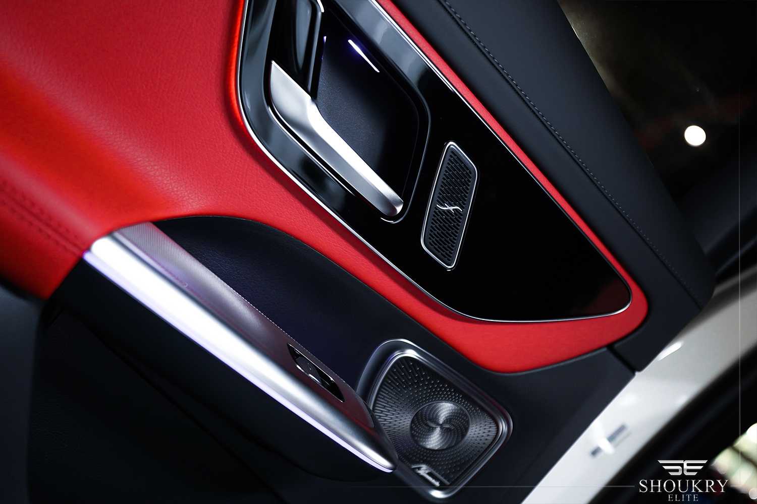 مرسيدس بنز GLC300 2025