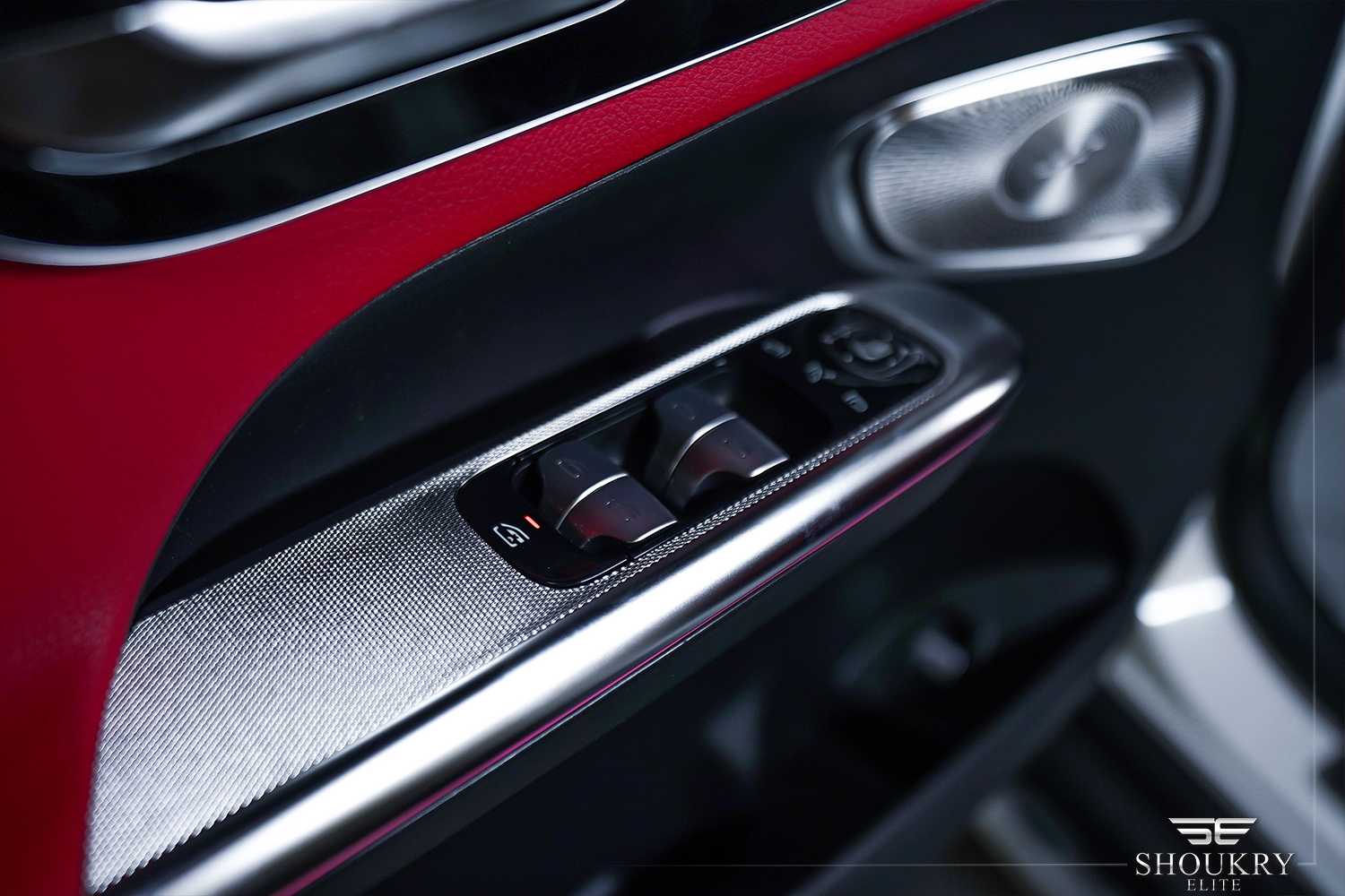 مرسيدس بنز GLC300 2025