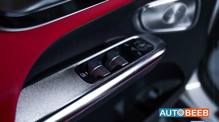 مرسيدس بنز GLC300 2025