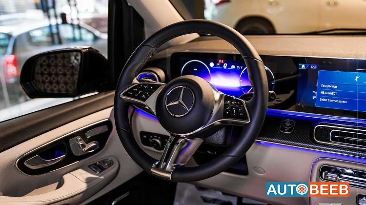 ميني باص مرسيدس بنز 2026