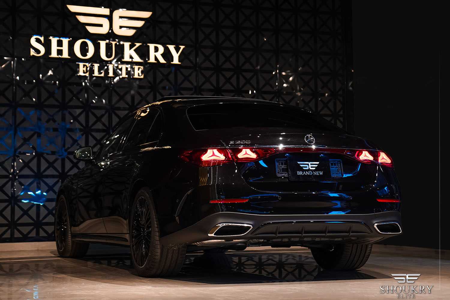 مرسيدس بنز E200 2026