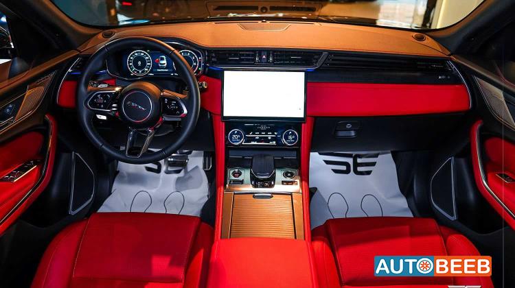 Jaguar F-Pace 2024