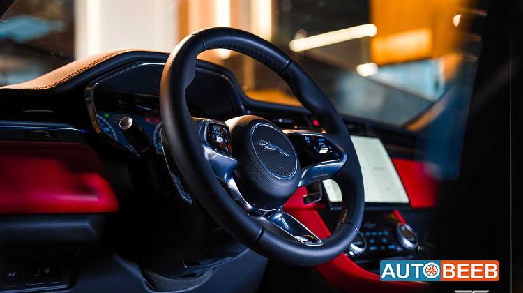 Jaguar F-Pace 2024