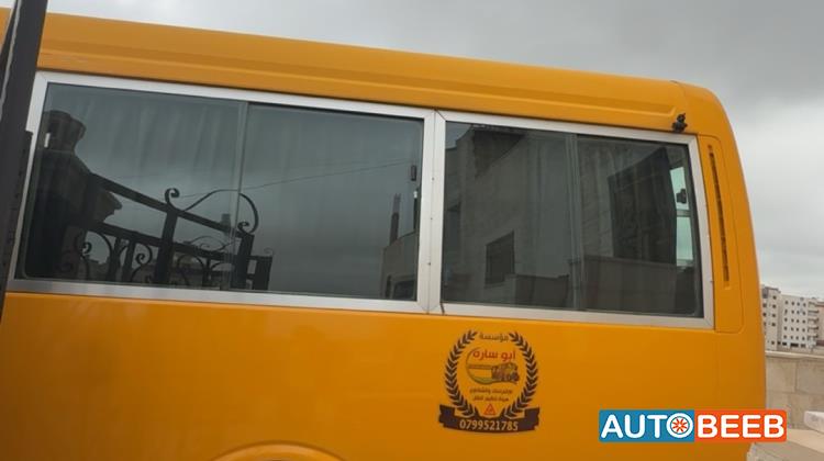 ميني باص ميتسوبيشي 2005