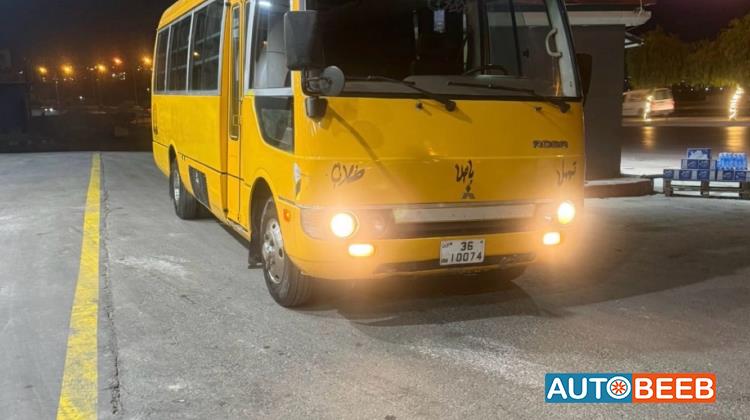 ميني باص ميتسوبيشي 2005