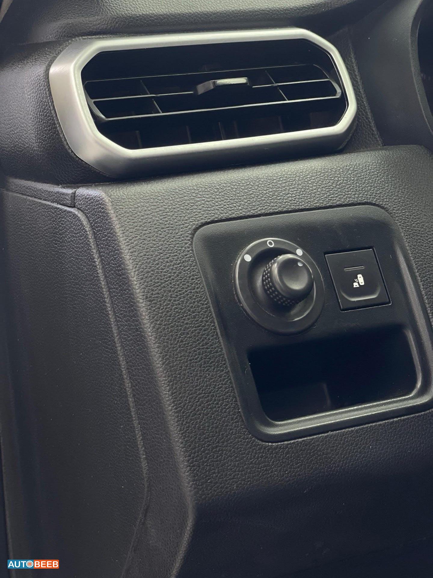 رينو داستر 2020