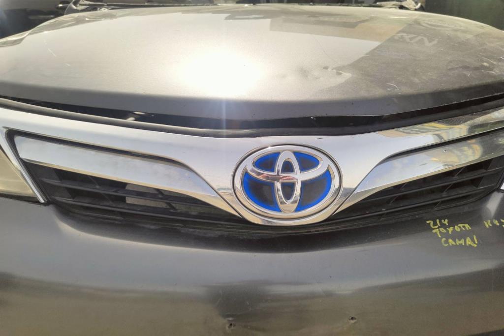 Body  Grilles Toyota Camry